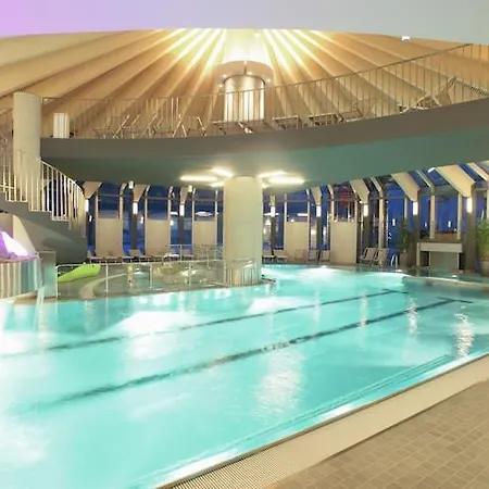 Chalé Luxurious With Sauna In Koenigsleiten *