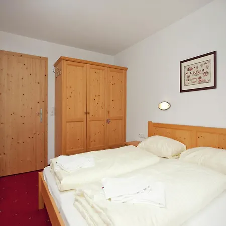 Luxurious With Sauna In Koenigsleiten Chalet