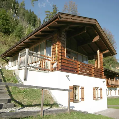 Chalet Luxurious With Sauna In Koenigsleiten Wald im Pinzgau